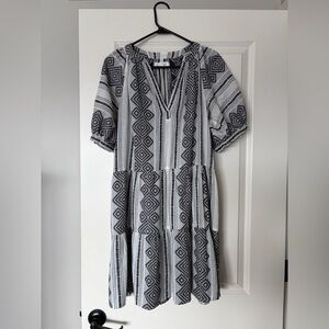 Velvet By Graham & Spencer Monique
Jacquard Boho Puff Sleeve Dress.